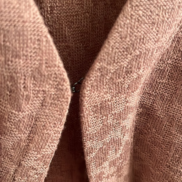 The Muses Lounge Textured Sweater Knit Cardigan with Blouson Sleeves Size L - Picture 7 of 7